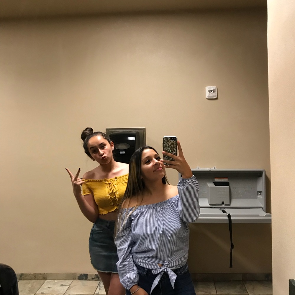 Meet your Posher, Emily